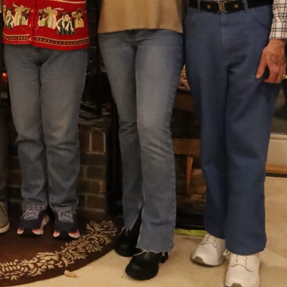 Zara Mid-Rise Medium Wash Spit-Hem Boot Cut Jeans - Picture 5 of 6